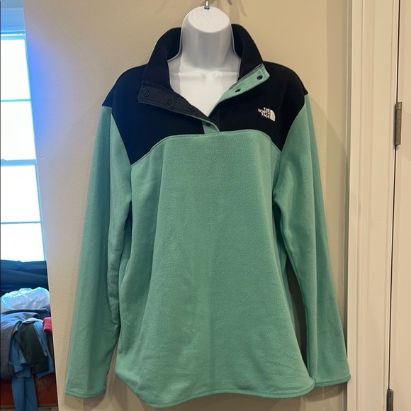 The North Face Mint Green and Black Fleece Pullover- XL - Picture 1 of 6